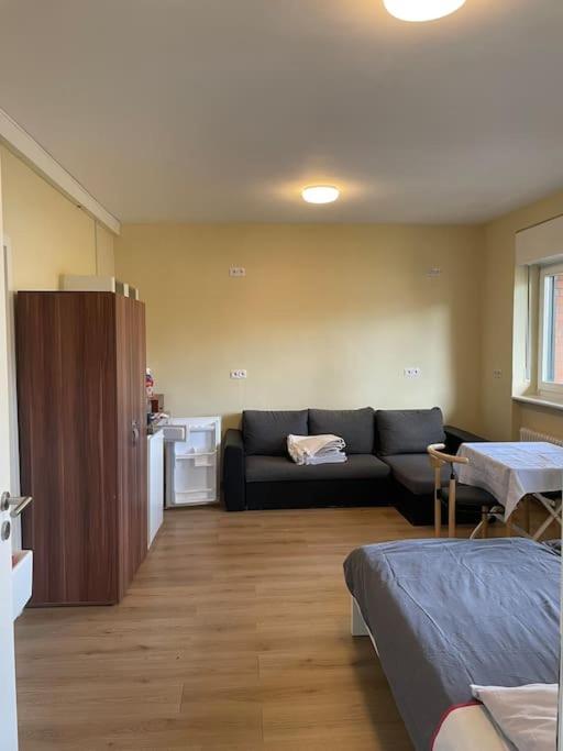 Einzimmerwohnung + Dusche Und Wc Berlin Extérieur photo